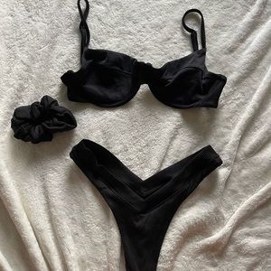 ONEONE SWIMWEAR SET